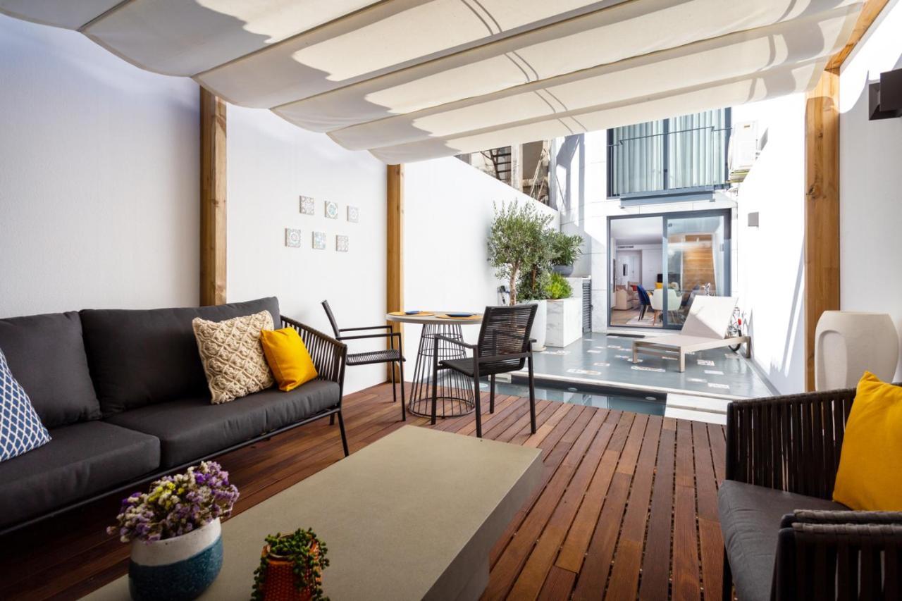 Stupendo- Two Rooms, Patio With Refreshing Pond-center-air Conditioning-free Park * Lisbon